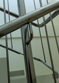 перила для детской поликлиники